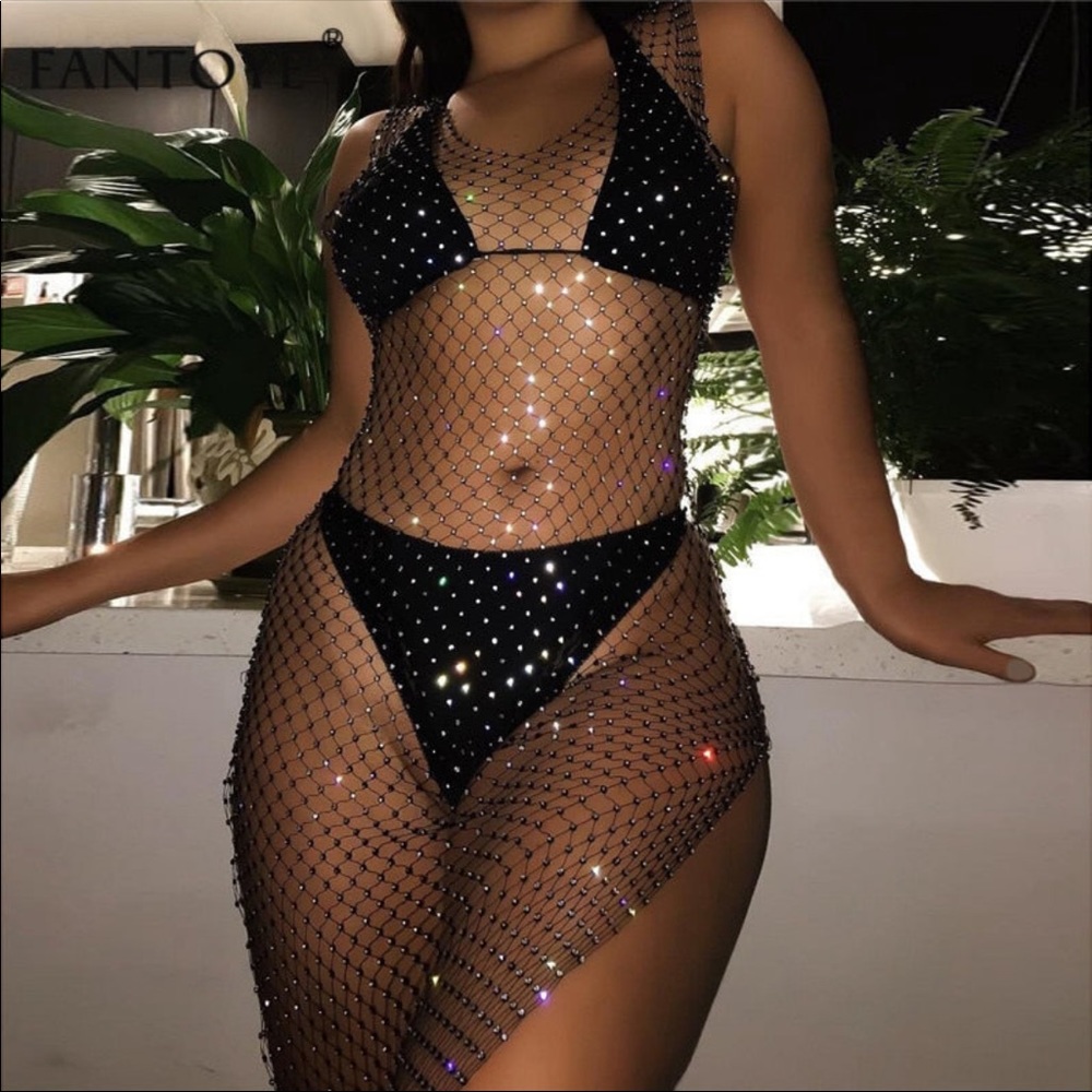 Black fishnet sparkly rhinestone v-neck cover up dress size small but stretchy
